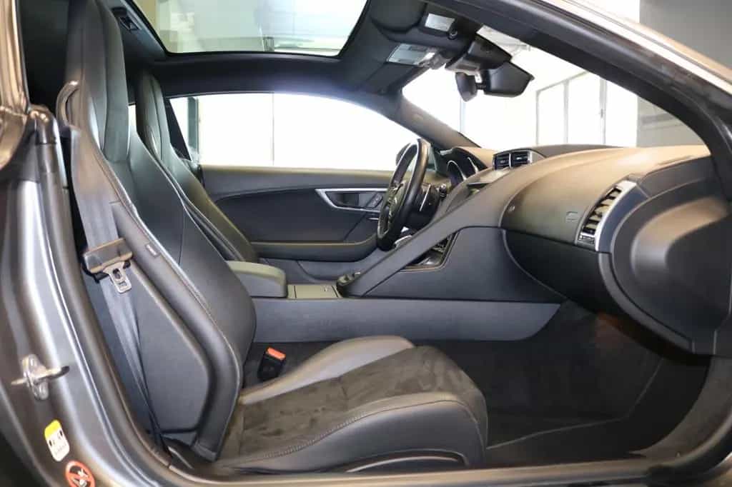 Jaguar F-Type Coupe P300 Automatik/PANO/KAMER/MERIDIAN 05/2018-photo-26