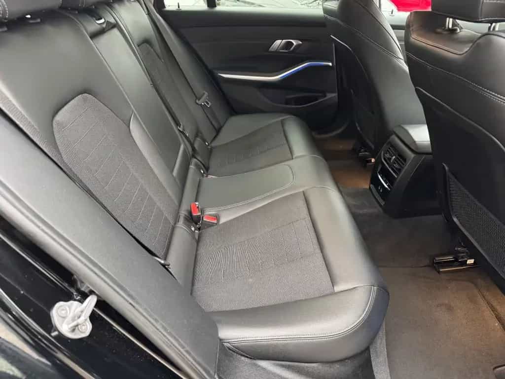 BMW 320 d xDrive Sport Line 06/2022-photo-21