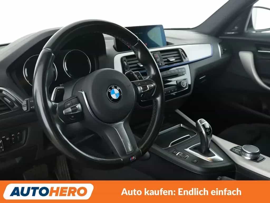 BMW 120 1er 120i Edition M Sport Shadow Aut.*NAVI*TEMPO* 11/2018-photo-10