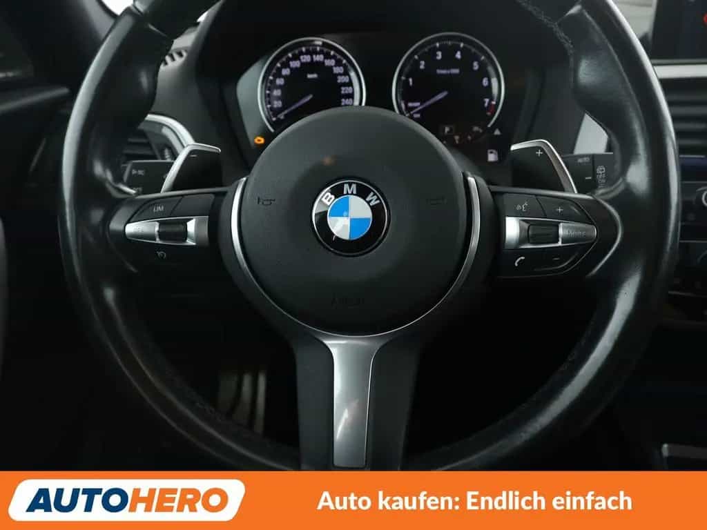 BMW 120 1er 120i Edition M Sport Shadow Aut.*NAVI*TEMPO* 11/2018-photo-18