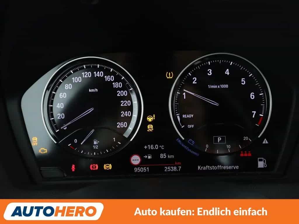 BMW 120 1er 120i Edition M Sport Shadow Aut.*NAVI*TEMPO* 11/2018-photo-19