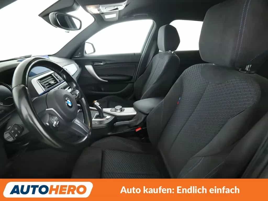 BMW 120 1er 120i Edition M Sport Shadow Aut.*NAVI*TEMPO* 11/2018-photo-9