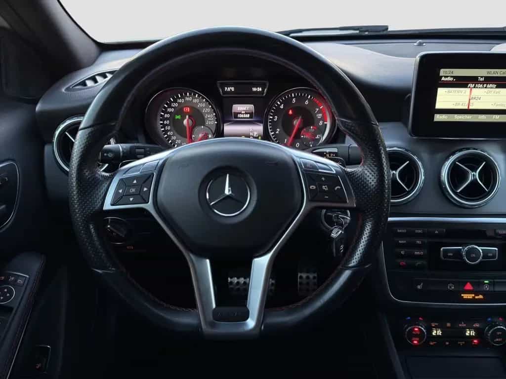 Mercedes-Benz GLA 250 AMG Line Rückfahrkamera *Garantie* 12/2014-photo-16