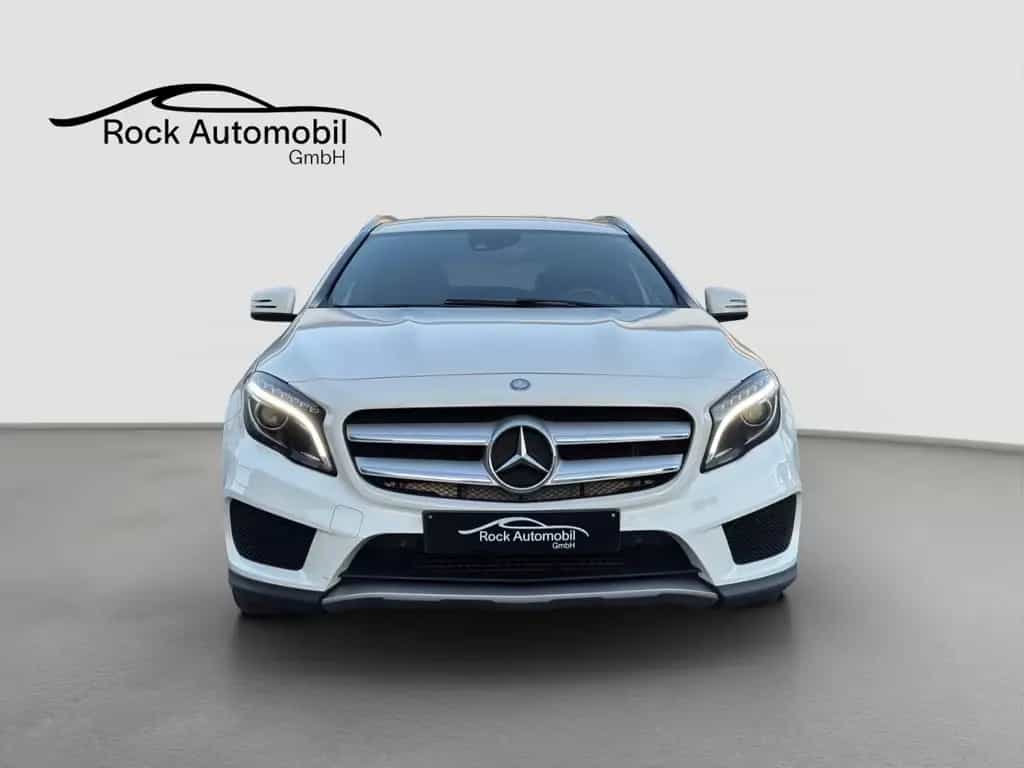Mercedes-Benz GLA 250 AMG Line Rückfahrkamera *Garantie* 12/2014-photo-9