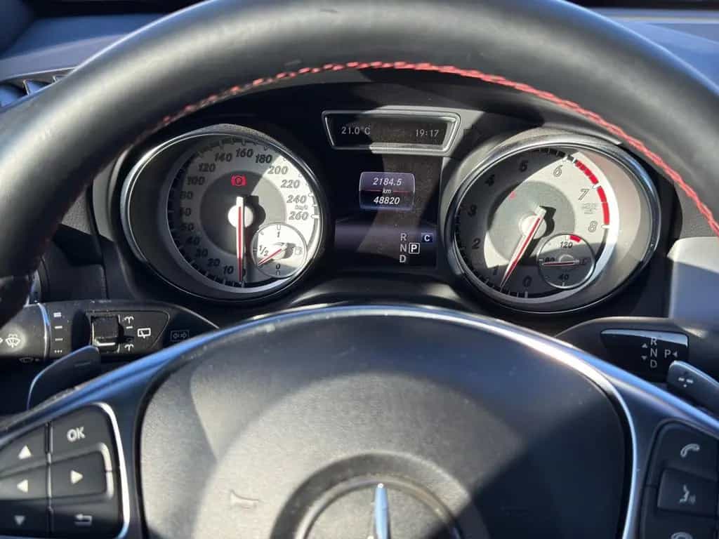 Mercedes-Benz GLA 180 AMG Line 7G *Garantie* 02/2017-photo-17