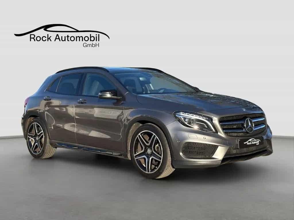 Mercedes-Benz GLA 180 AMG Line 7G *Garantie* 02/2017-photo-2