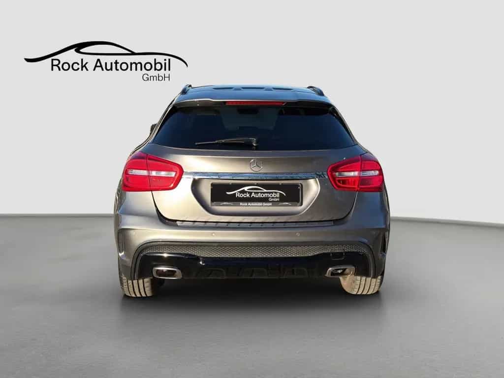 Mercedes-Benz GLA 180 AMG Line 7G *Garantie* 02/2017-photo-8