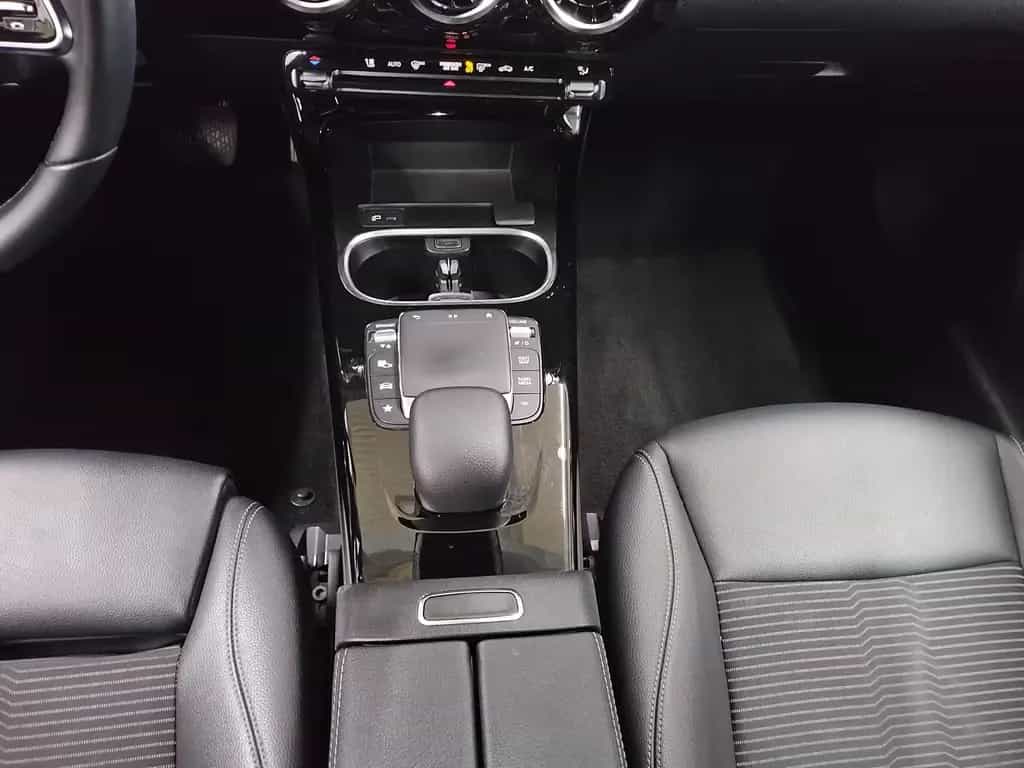 Mercedes-Benz CLA 180 Shooting Brake CLA 180 SB d Progressive Navi LED MBUX T-Leder 01/2023-photo-5