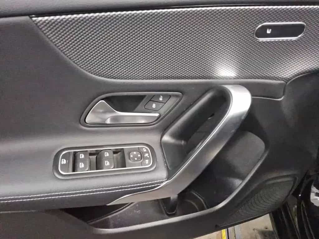 Mercedes-Benz CLA 180 Shooting Brake CLA 180 SB d Progressive Navi LED MBUX T-Leder 01/2023-photo-9