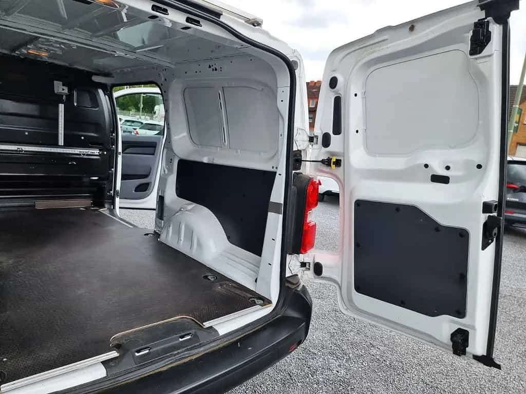 Citroën Jumpy Kasten Club XL AUTOMATIK NAVI PDC TEMP TOP 11/2022-photo-15