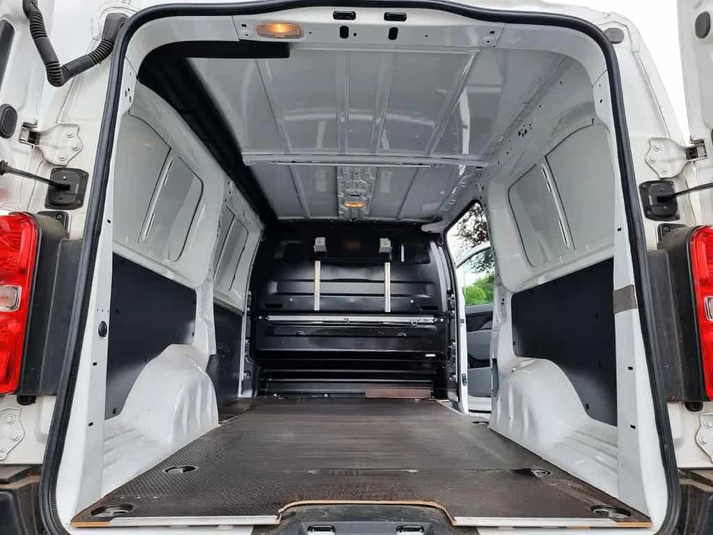 Citroën Jumpy Kasten Club XL AUTOMATIK NAVI PDC TEMP TOP 11/2022-photo-16