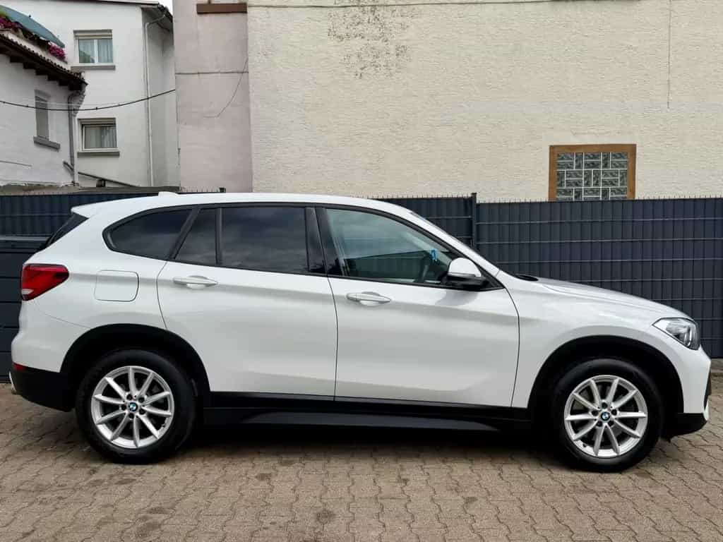 BMW X1 xDrive20d Advantage*2HD*AUTOM*KAM*HUP*NAV*H&K 02/2020-photo-28