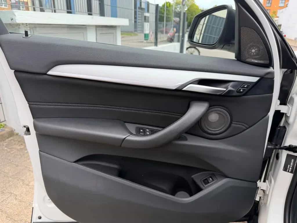 BMW X1 xDrive20d Advantage*2HD*AUTOM*KAM*HUP*NAV*H&K 02/2020-photo-32