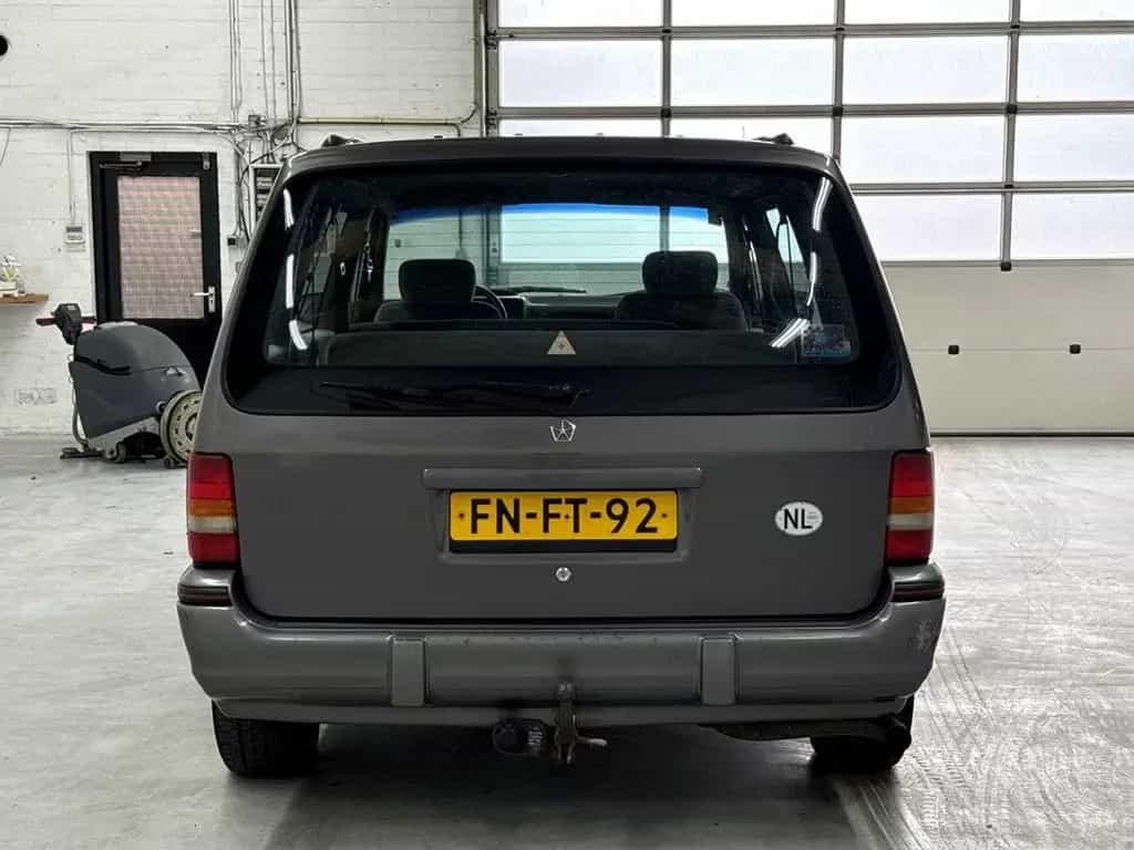 Chrysler Voyager 2.5 td SE 09/1992-photo-3