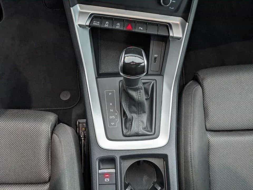 Audi Q3 2.0l TFSI Quattro Advanced Pano Matrix-LED 04/2019-photo-15