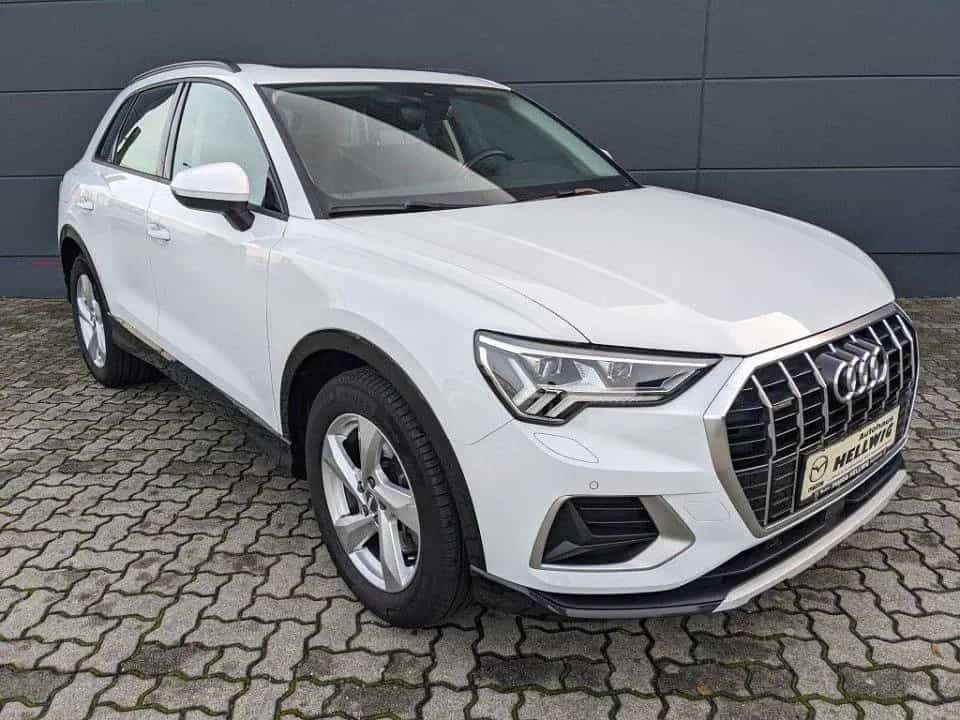 Audi Q3 2.0l TFSI Quattro Advanced Pano Matrix-LED 04/2019-photo-2