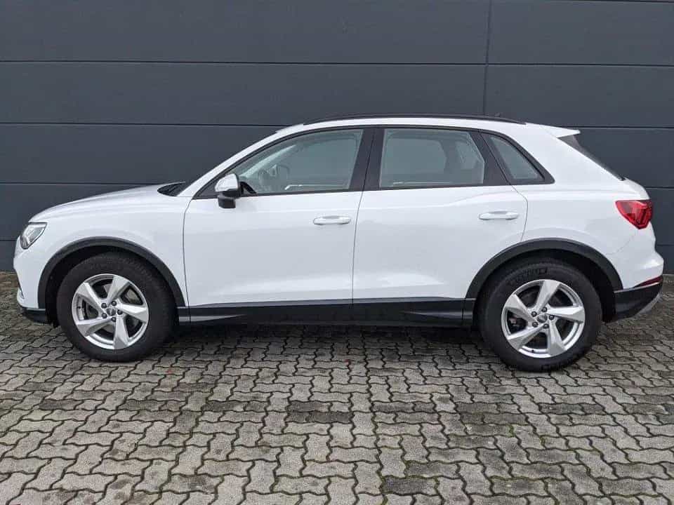 Audi Q3 2.0l TFSI Quattro Advanced Pano Matrix-LED 04/2019-photo-3