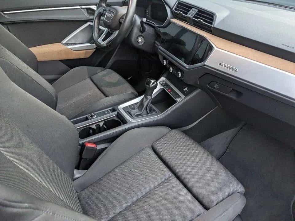 Audi Q3 2.0l TFSI Quattro Advanced Pano Matrix-LED 04/2019-photo-8