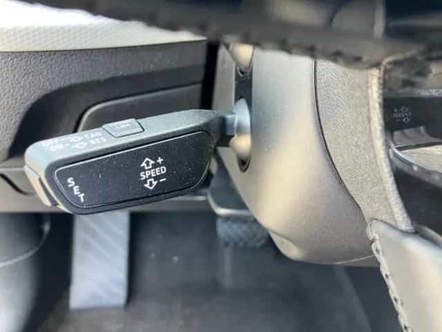 Audi Q2 1.4 TFSI design KLIMA NAVI ALU 08/2017-photo-13