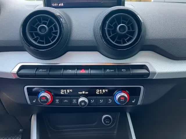 Audi Q2 1.4 TFSI design KLIMA NAVI ALU 08/2017-photo-18