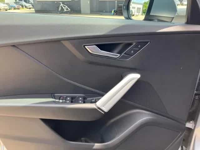 Audi Q2 1.4 TFSI design KLIMA NAVI ALU 08/2017-photo-9