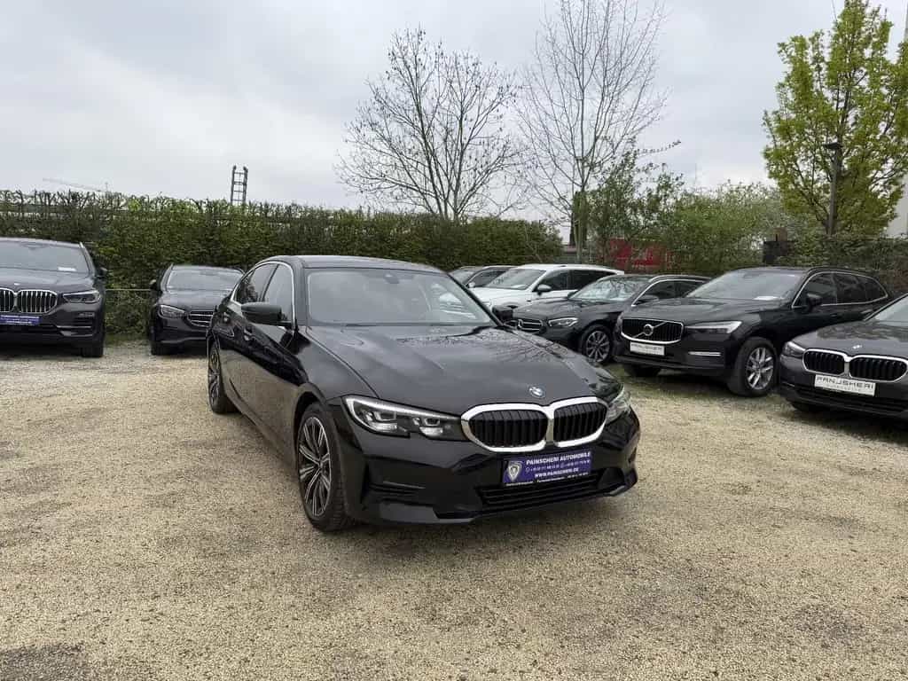 BMW 320 d Lim. Advantage Aut. LED+KAMERA+LEDER+SPUR. 10/2020-photo-0