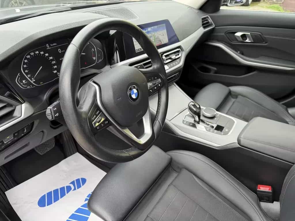 BMW 320 d Lim. Advantage Aut. LED+KAMERA+LEDER+SPUR. 10/2020-photo-16