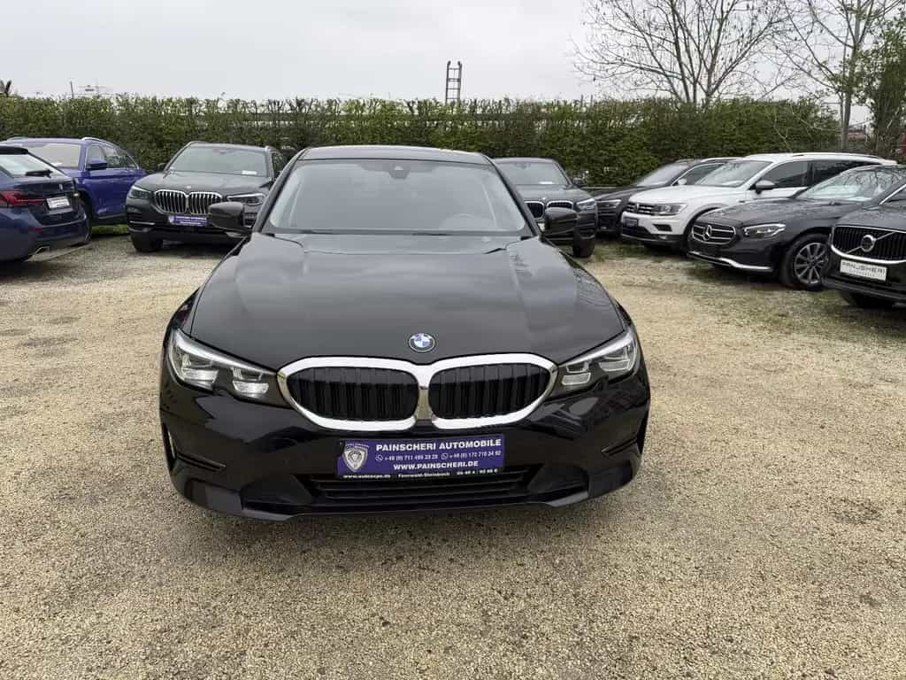 BMW 320 d Lim. Advantage Aut. LED+KAMERA+LEDER+SPUR. 10/2020-photo-2