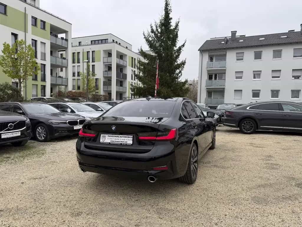 BMW 320 d Lim. Advantage Aut. LED+KAMERA+LEDER+SPUR. 10/2020-photo-4