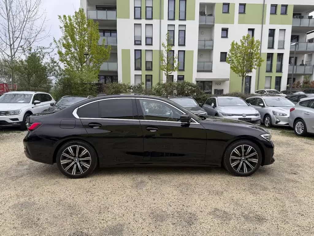BMW 320 d Lim. Advantage Aut. LED+KAMERA+LEDER+SPUR. 10/2020-photo-5