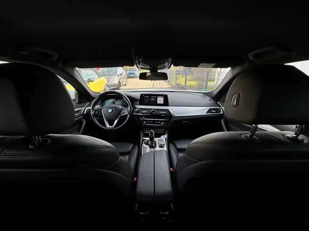 BMW 520 d Touring Sport Line*HEAD-UP*GARANTIE*KAMERA* 11/2017-photo-10