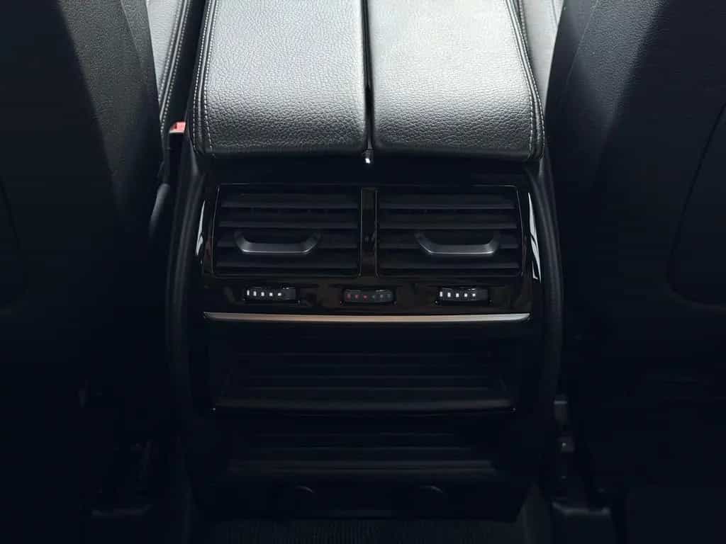 BMW 520 d Touring Sport Line*HEAD-UP*GARANTIE*KAMERA* 11/2017-photo-12