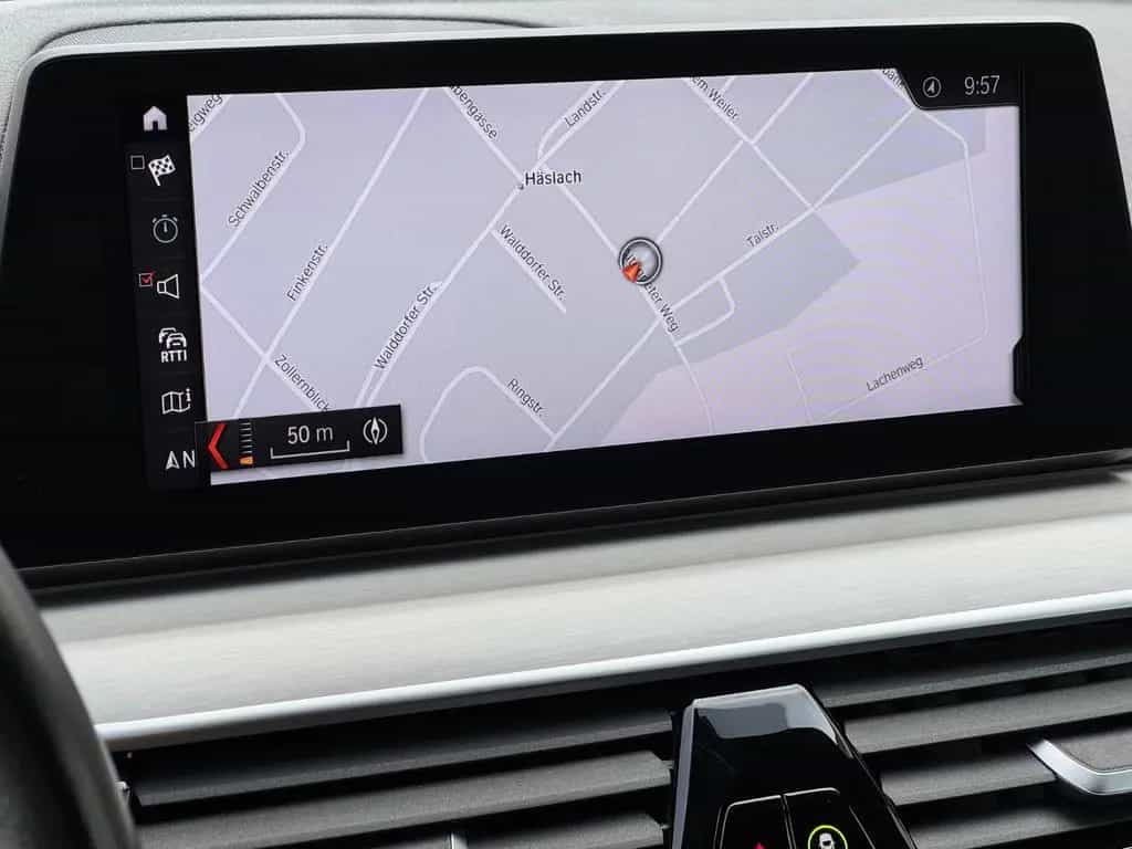 BMW 520 d Touring Sport Line*HEAD-UP*GARANTIE*KAMERA* 11/2017-photo-24