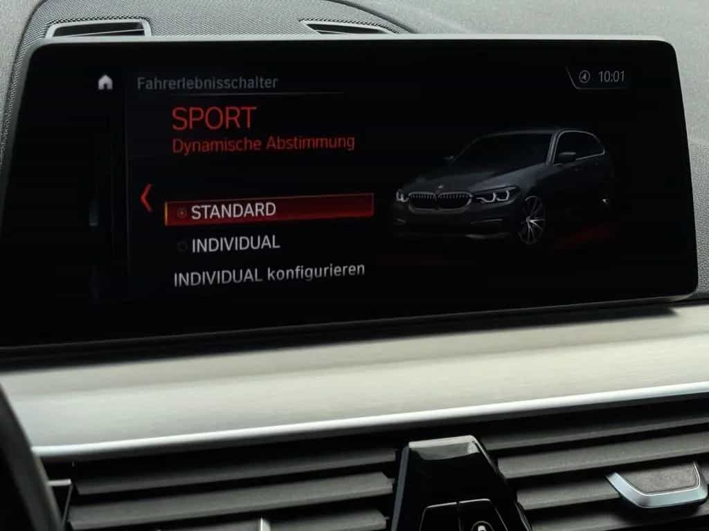 BMW 520 d Touring Sport Line*HEAD-UP*GARANTIE*KAMERA* 11/2017-photo-31