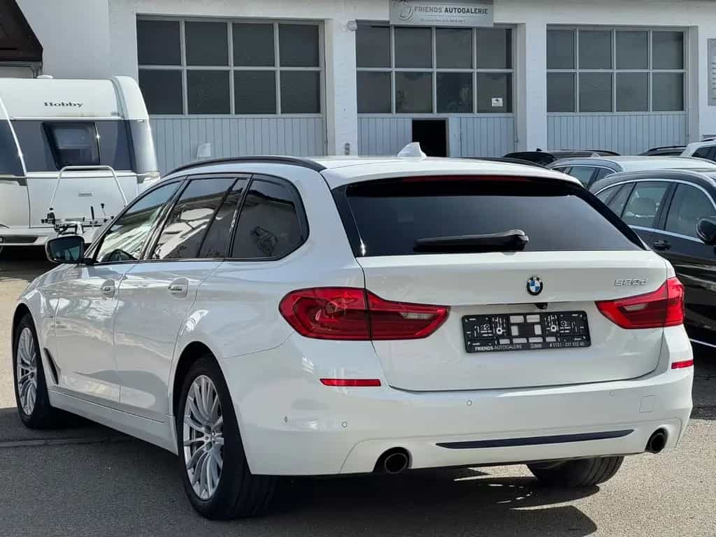 BMW 520 d Touring Sport Line*HEAD-UP*GARANTIE*KAMERA* 11/2017-photo-5