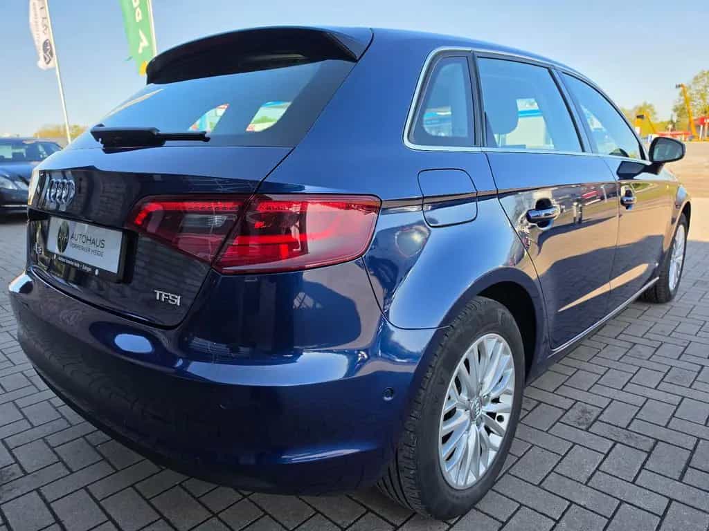 Audi A3 1.4  Ambiente TÜV Neu/Scheckh./LED/Navi/AHK 09/2014-photo-11