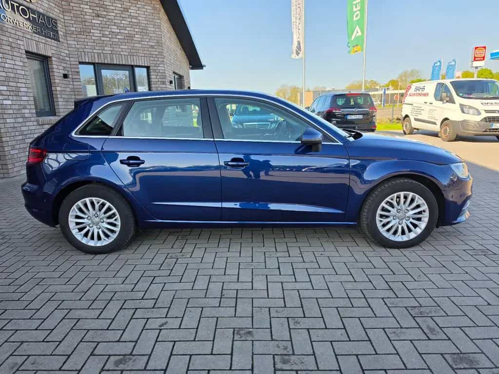 Audi A3 1.4  Ambiente TÜV Neu/Scheckh./LED/Navi/AHK 09/2014-photo-12