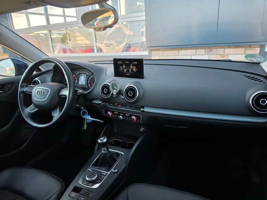 Audi A3 1.4  Ambiente TÜV Neu/Scheckh./LED/Navi/AHK 09/2014-photo-18