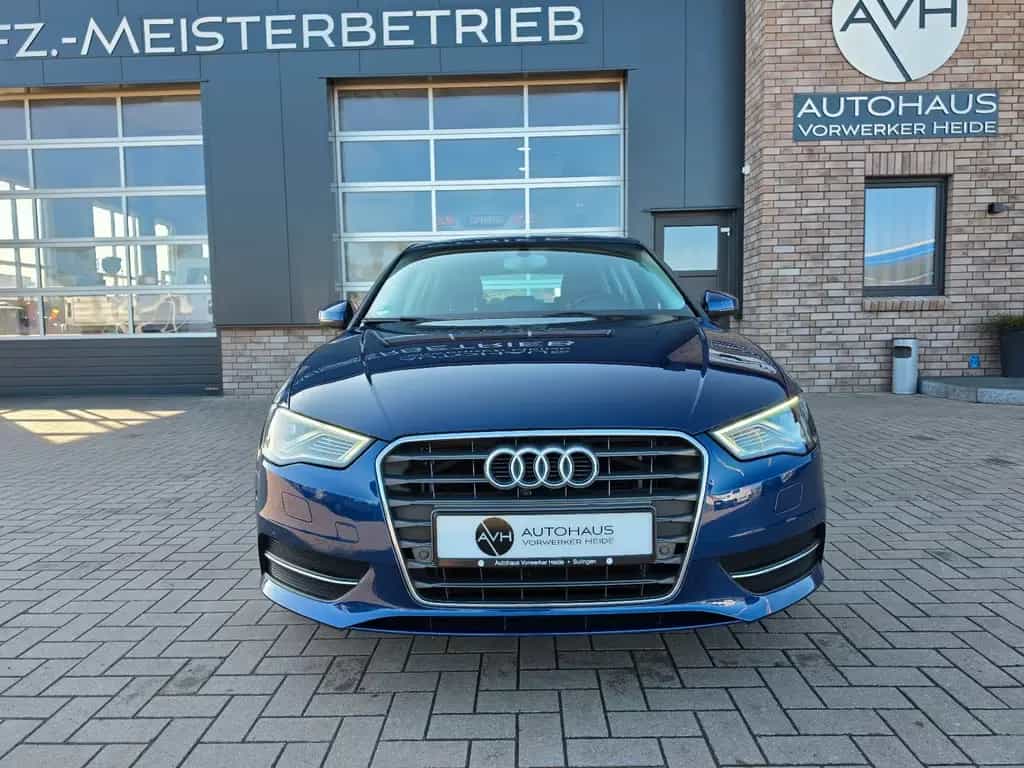Audi A3 1.4  Ambiente TÜV Neu/Scheckh./LED/Navi/AHK 09/2014-photo-3