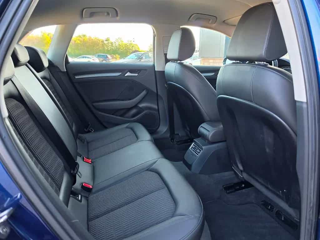 Audi A3 1.4  Ambiente TÜV Neu/Scheckh./LED/Navi/AHK 09/2014-photo-34