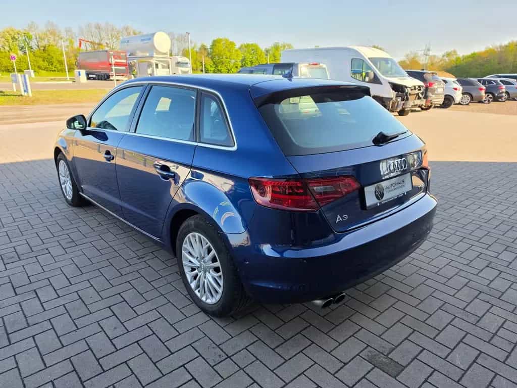 Audi A3 1.4  Ambiente TÜV Neu/Scheckh./LED/Navi/AHK 09/2014-photo-7