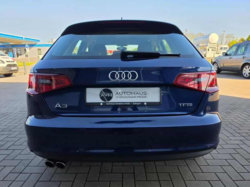 Audi A3 1.4  Ambiente TÜV Neu/Scheckh./LED/Navi/AHK 09/2014-photo-9