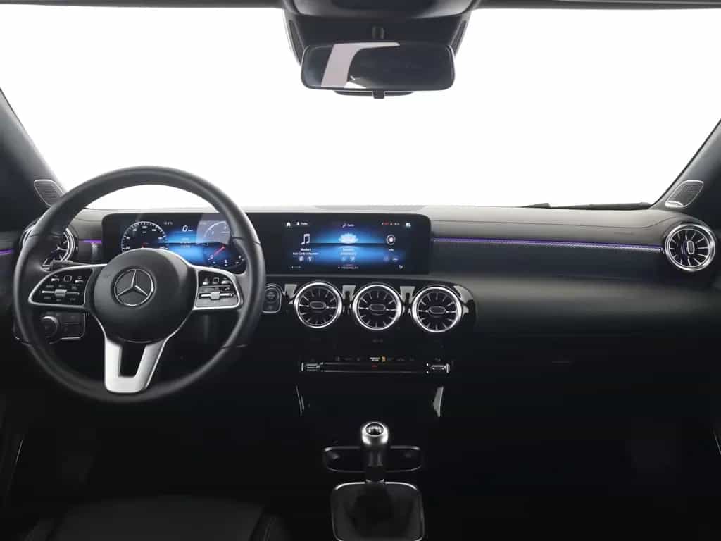 Mercedes-Benz CLA 200 d Progressive Burmester MBUX LED Navi 02/2022-photo-10
