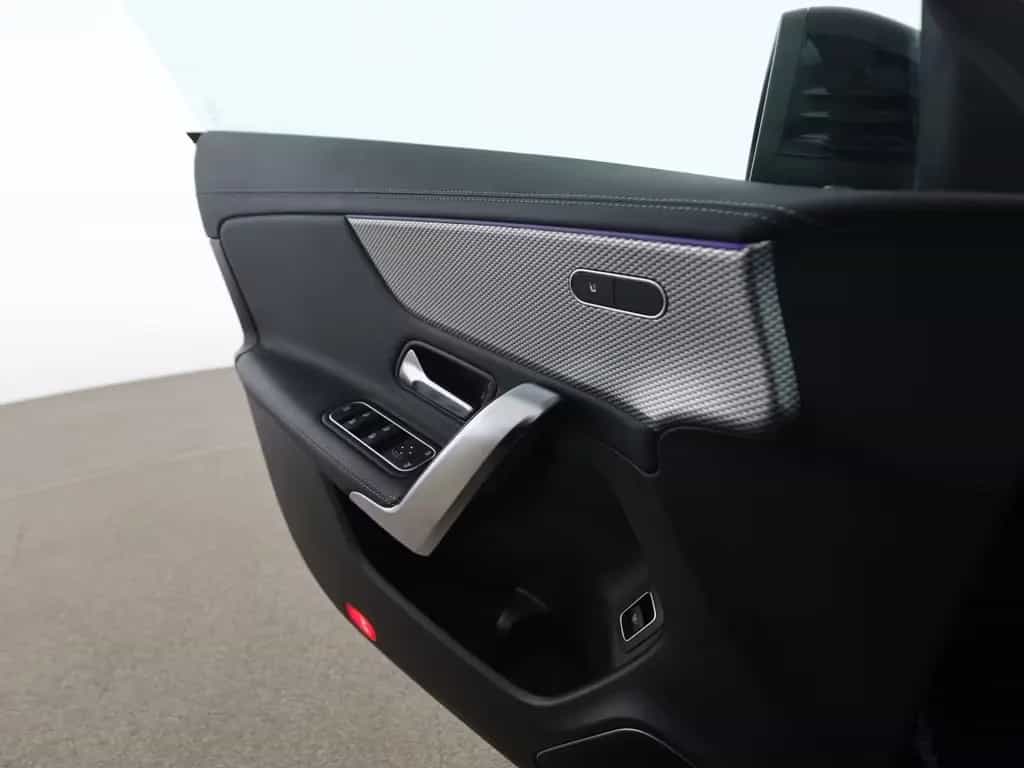 Mercedes-Benz CLA 200 d Progressive Burmester MBUX LED Navi 02/2022-photo-13