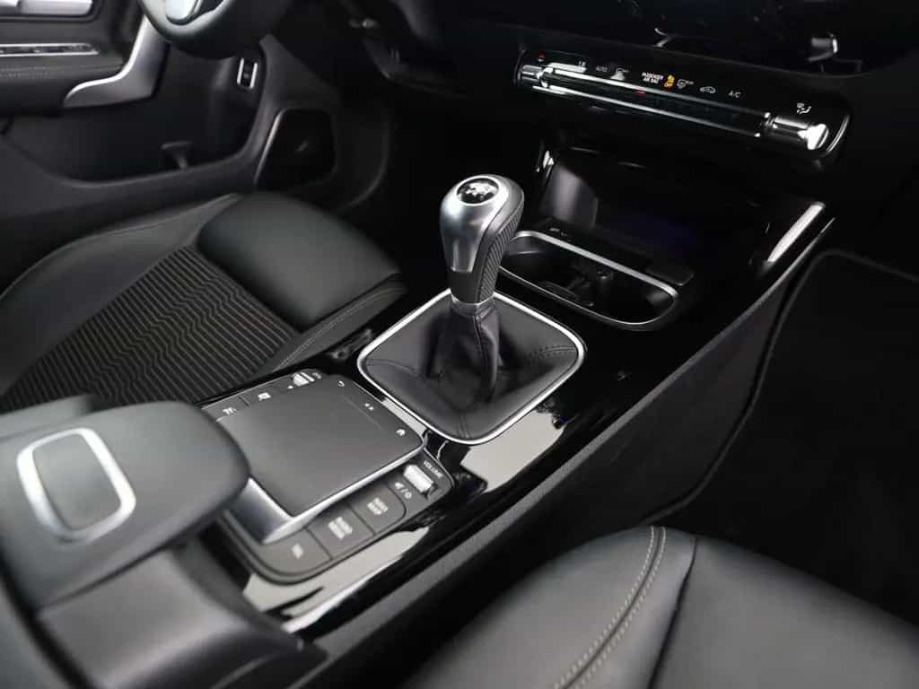 Mercedes-Benz CLA 200 d Progressive Burmester MBUX LED Navi 02/2022-photo-20