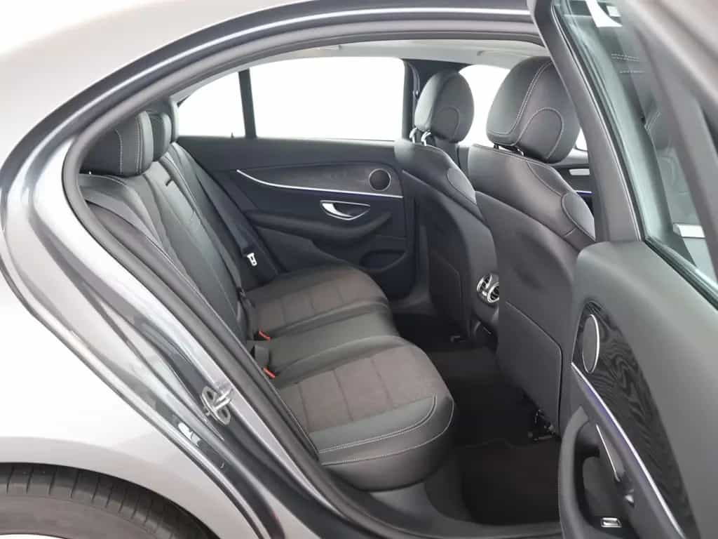 Mercedes-Benz E 220 d Avantgarde SHD Widescreen Distr. LED 06/2022-photo-14