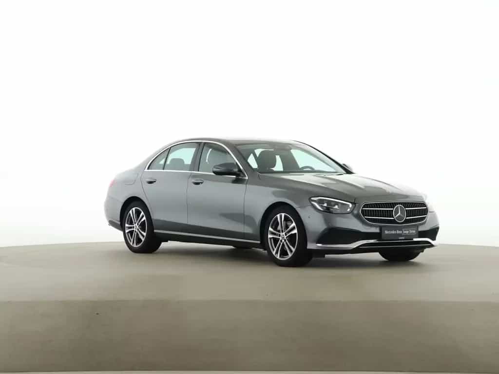 Mercedes-Benz E 220 d Avantgarde SHD Widescreen Distr. LED 06/2022-photo-8