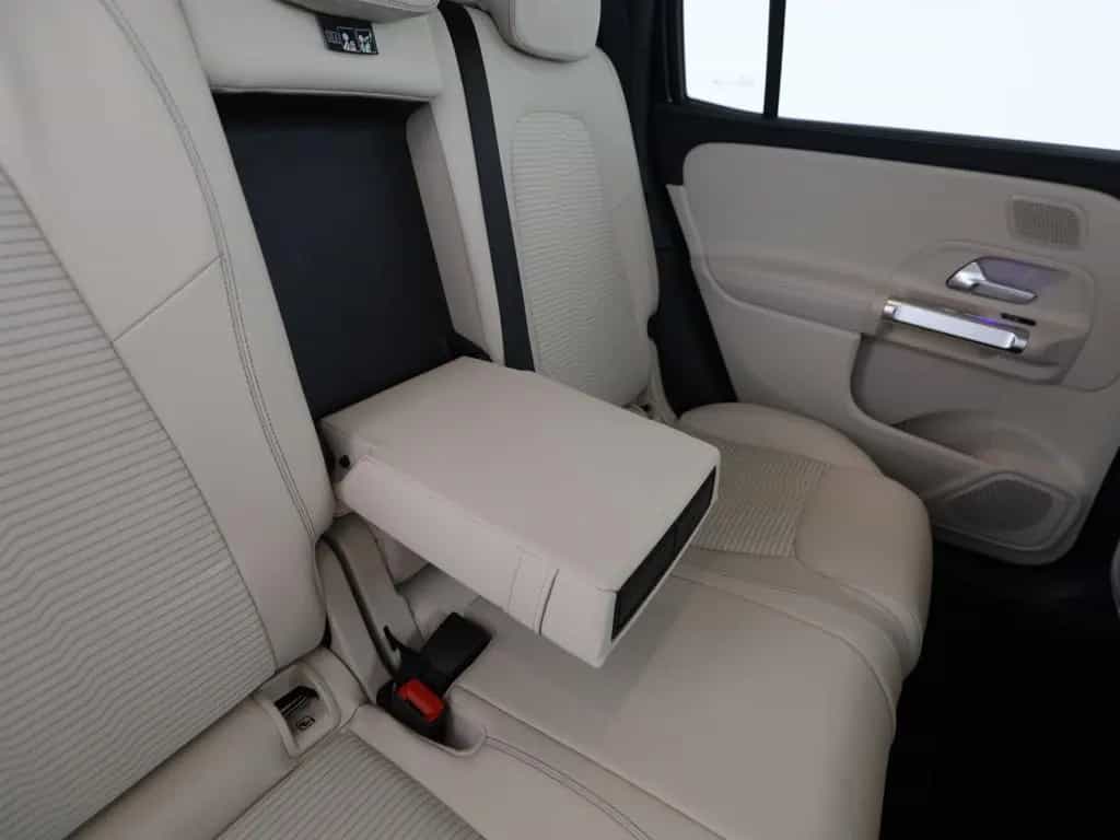 Mercedes-Benz GLB 200 d 4M Progressive StandHz. AHK LED 02/2022-photo-20