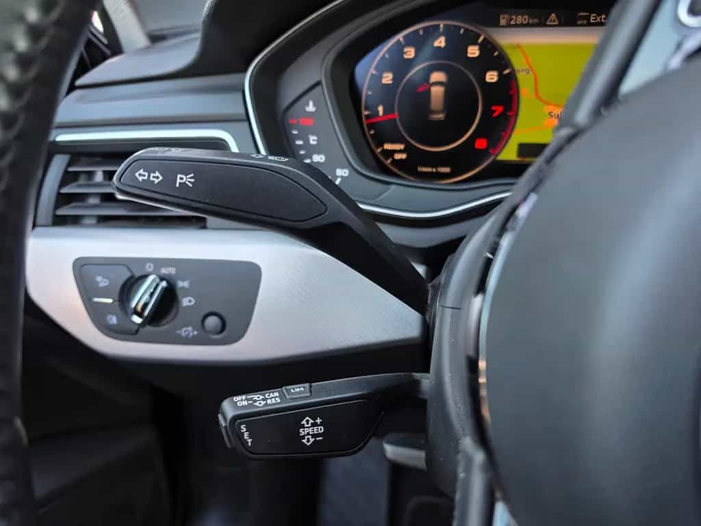 Audi A4 1.4 Sport TÜV Neu/Scheckh./AHK/Xenon/ 11/2017-photo-24