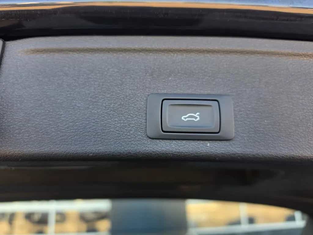Audi A4 1.4 Sport TÜV Neu/Scheckh./AHK/Xenon/ 11/2017-photo-41